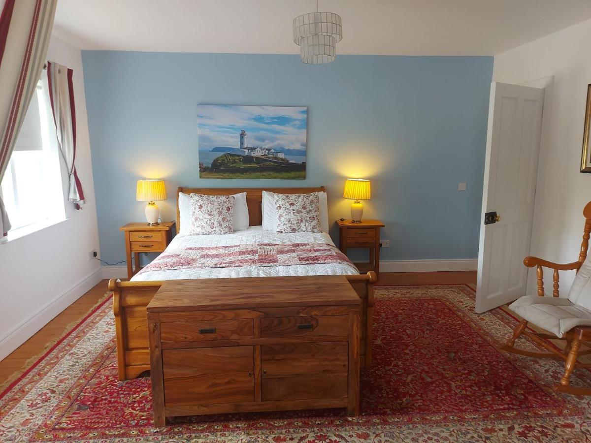 Bunlin Heights Self Catering Studio มิลฟอร์ด ภายนอก รูปภาพ